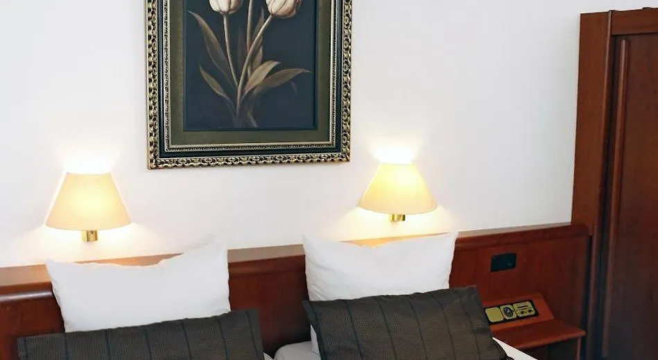 Hotel Vienna House Easy By Wyndham Hamburg City
