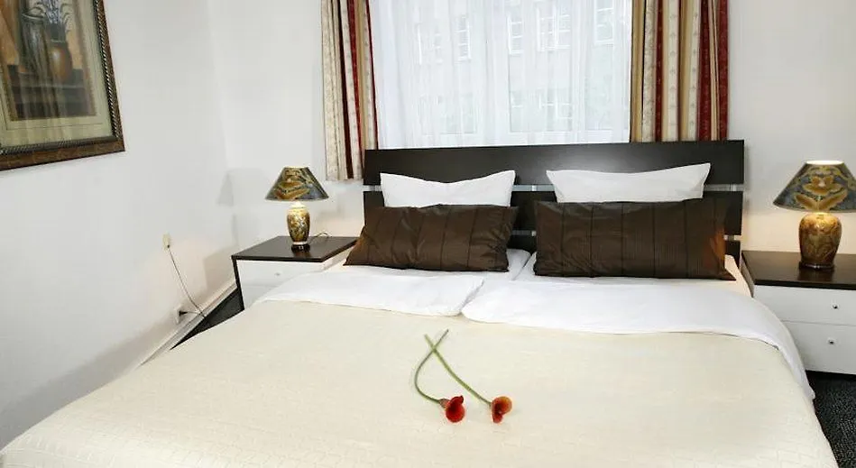 Vienna House Easy By Wyndham Hamburg City 3*,  Germany
