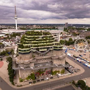 4* Hotel Reverb By Hard Rock