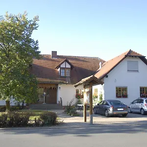 Pensionat Gasthaus-pension Hofmann Oberdachstetten