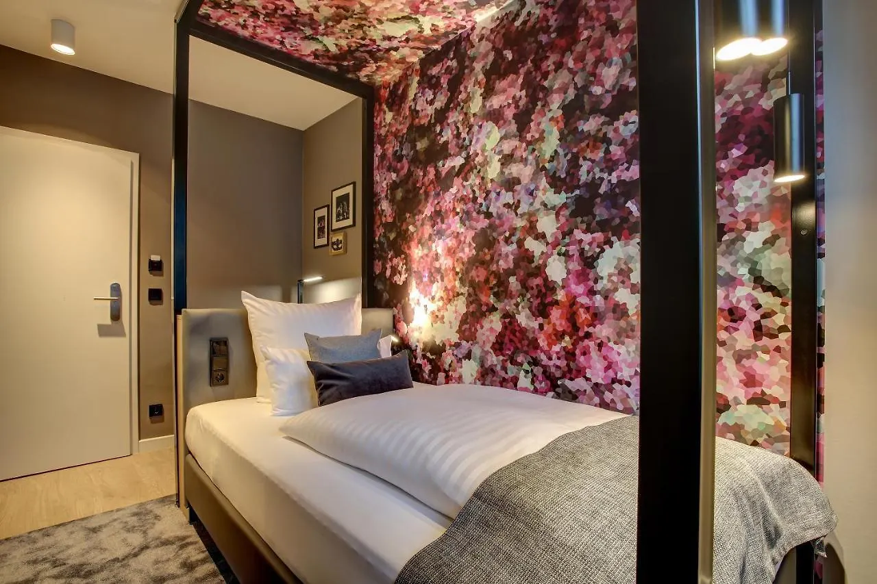 Vienna House Easy By Wyndham Hamburg City Otel