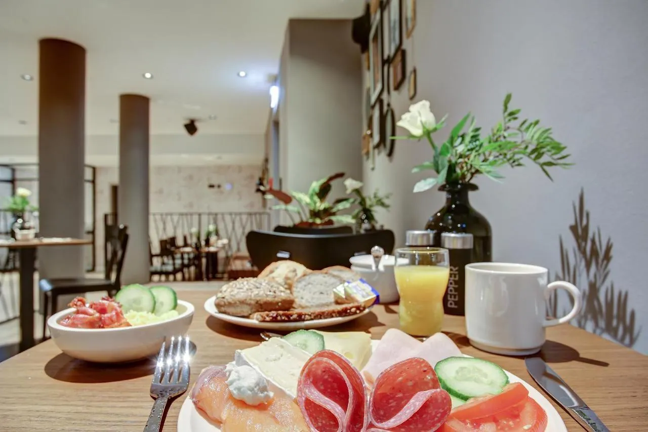 Otel Vienna House Easy By Wyndham Hamburg City